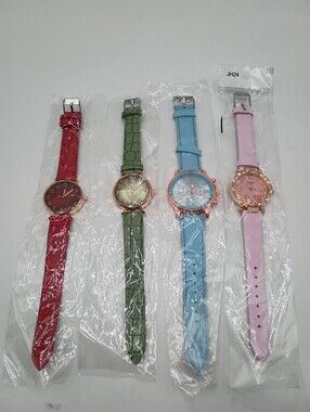 Women's fashion watches. Lot of 4.